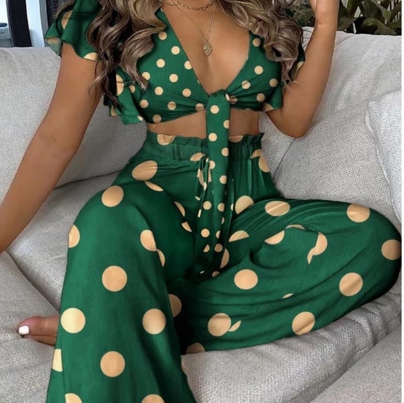 New Two piece outfits - Picture 2 of 2